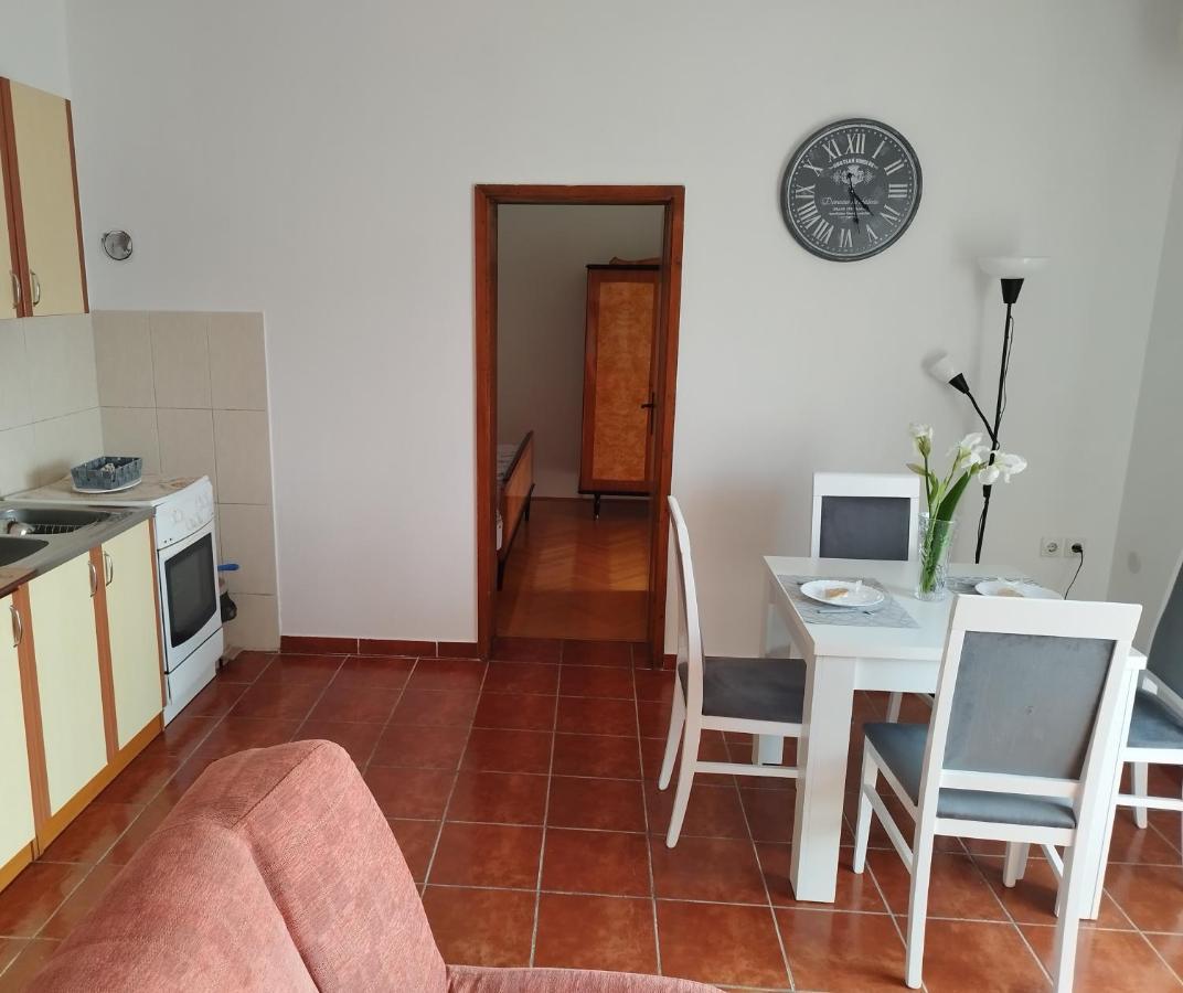 Milka Apartment Kotor Extérieur photo