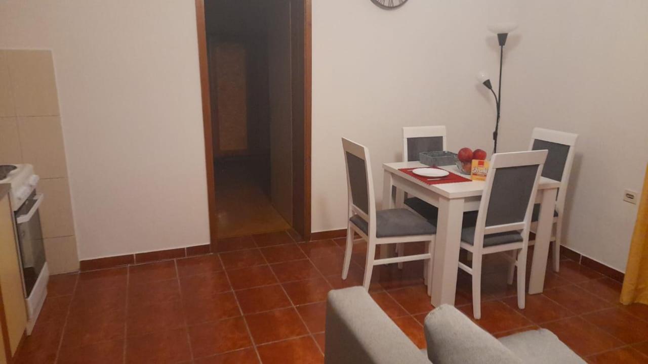 Milka Apartment Kotor Extérieur photo